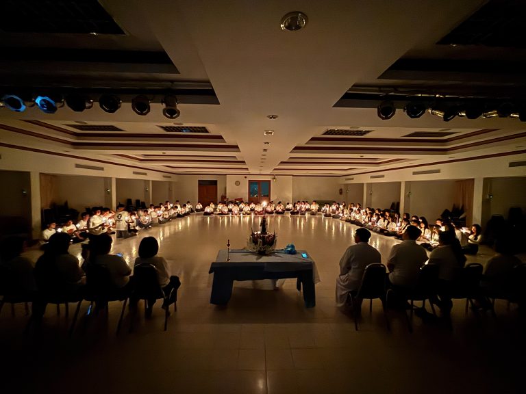 ปัจฉิมนิเทศ เหลืองปรีดียาธร รุ่น 13